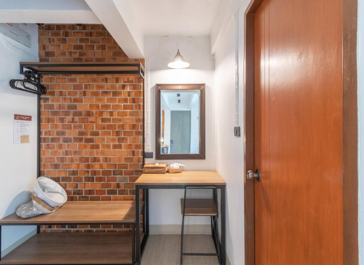 The Old City Wall Inn Chiang Mai Extérieur photo