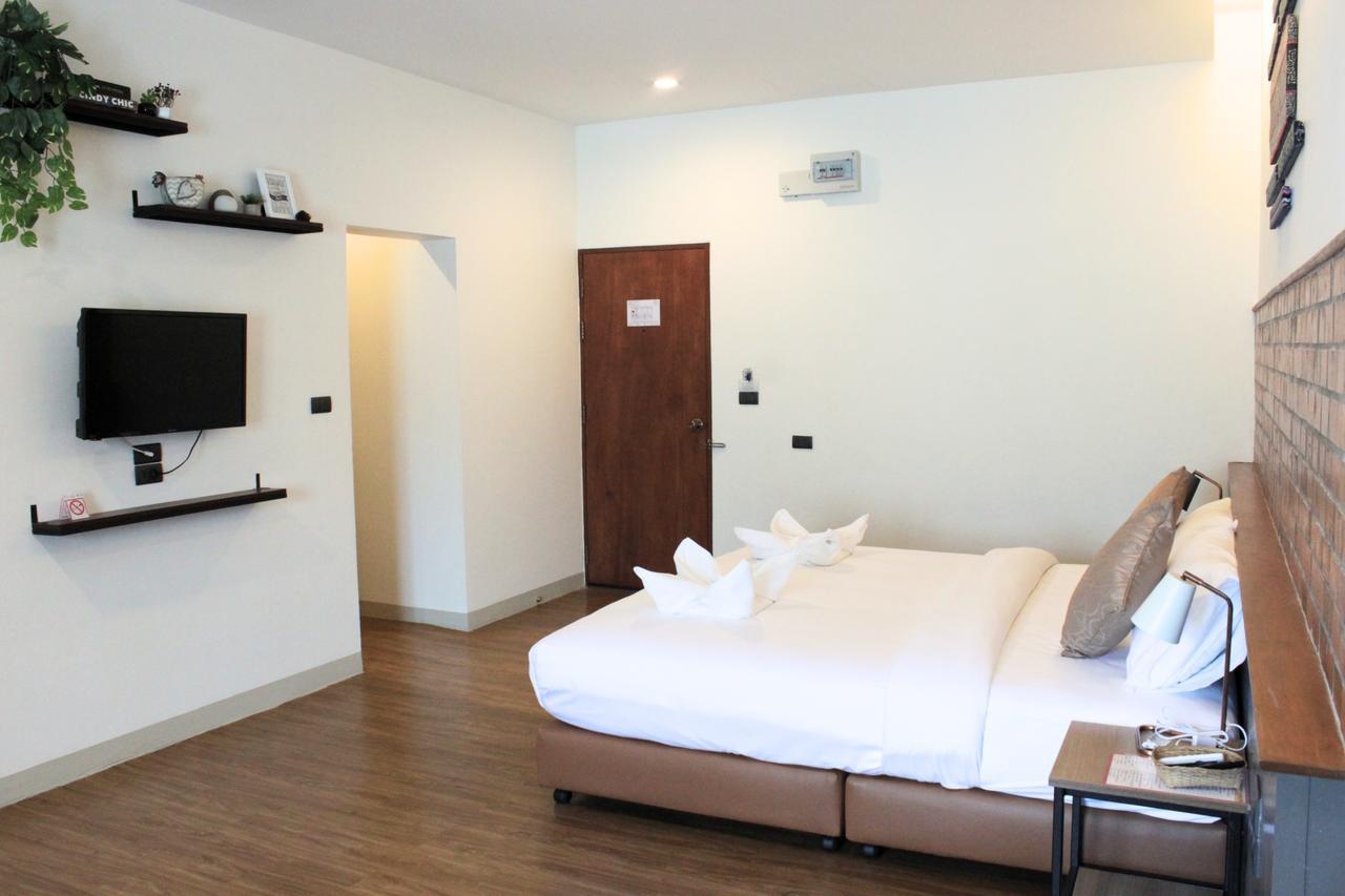 The Old City Wall Inn Chiang Mai Extérieur photo
