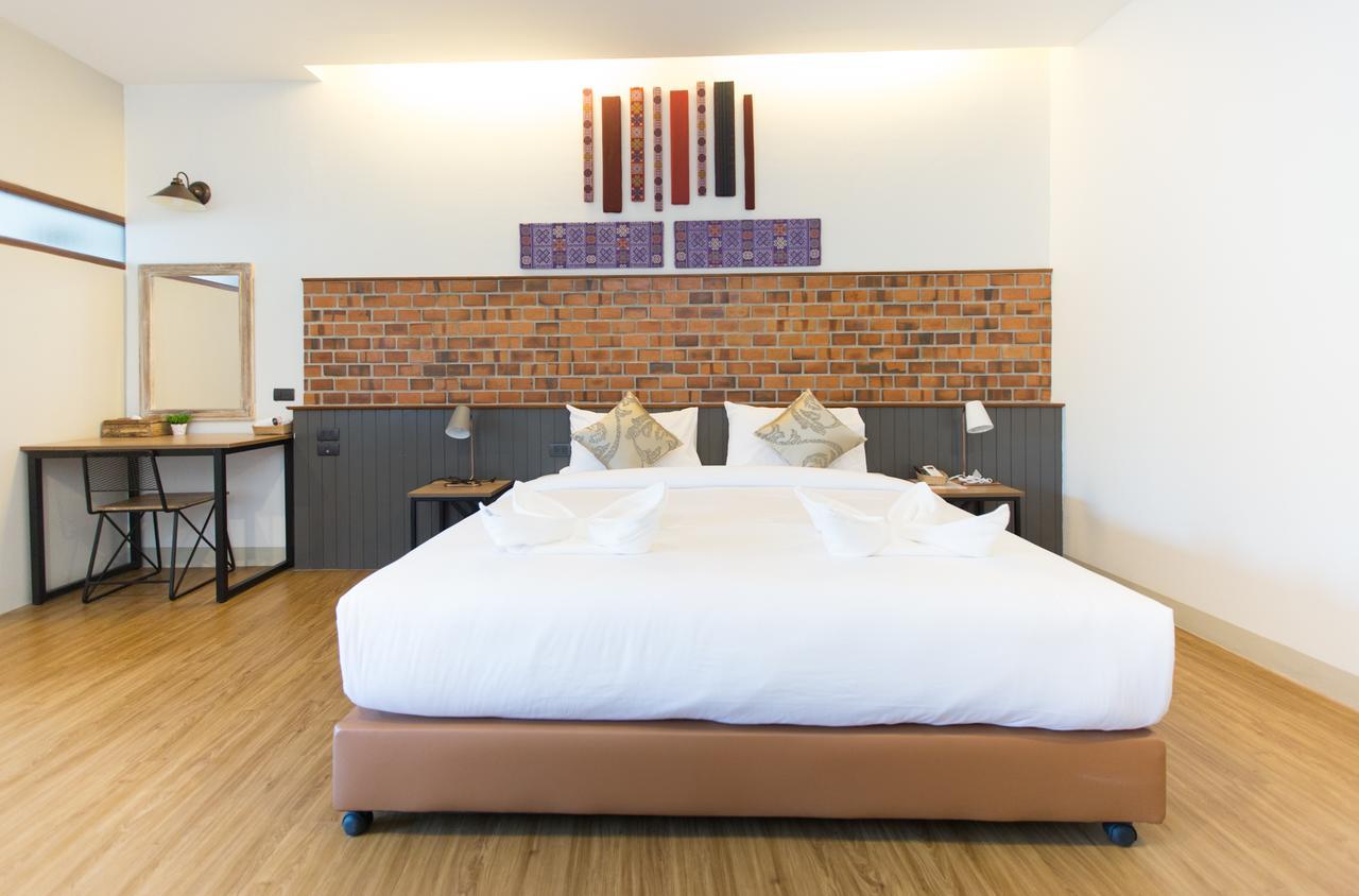 The Old City Wall Inn Chiang Mai Extérieur photo