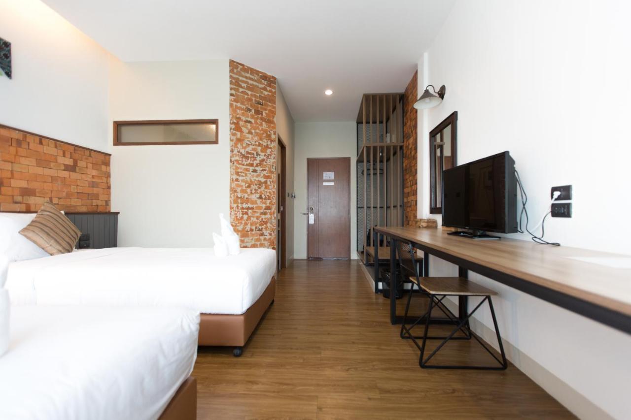 The Old City Wall Inn Chiang Mai Extérieur photo